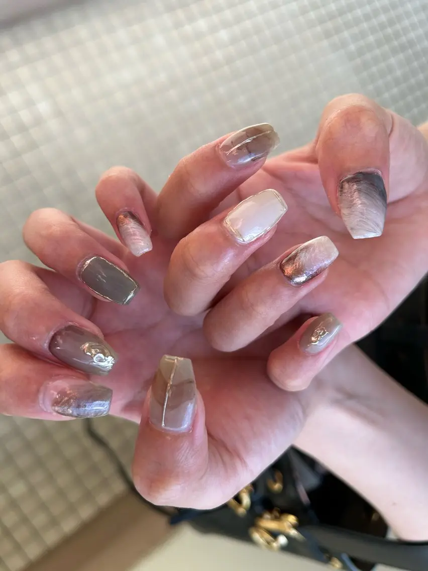ネイル ハンドネイル フットネイル ✴︎ Delightのネイルデザイン
