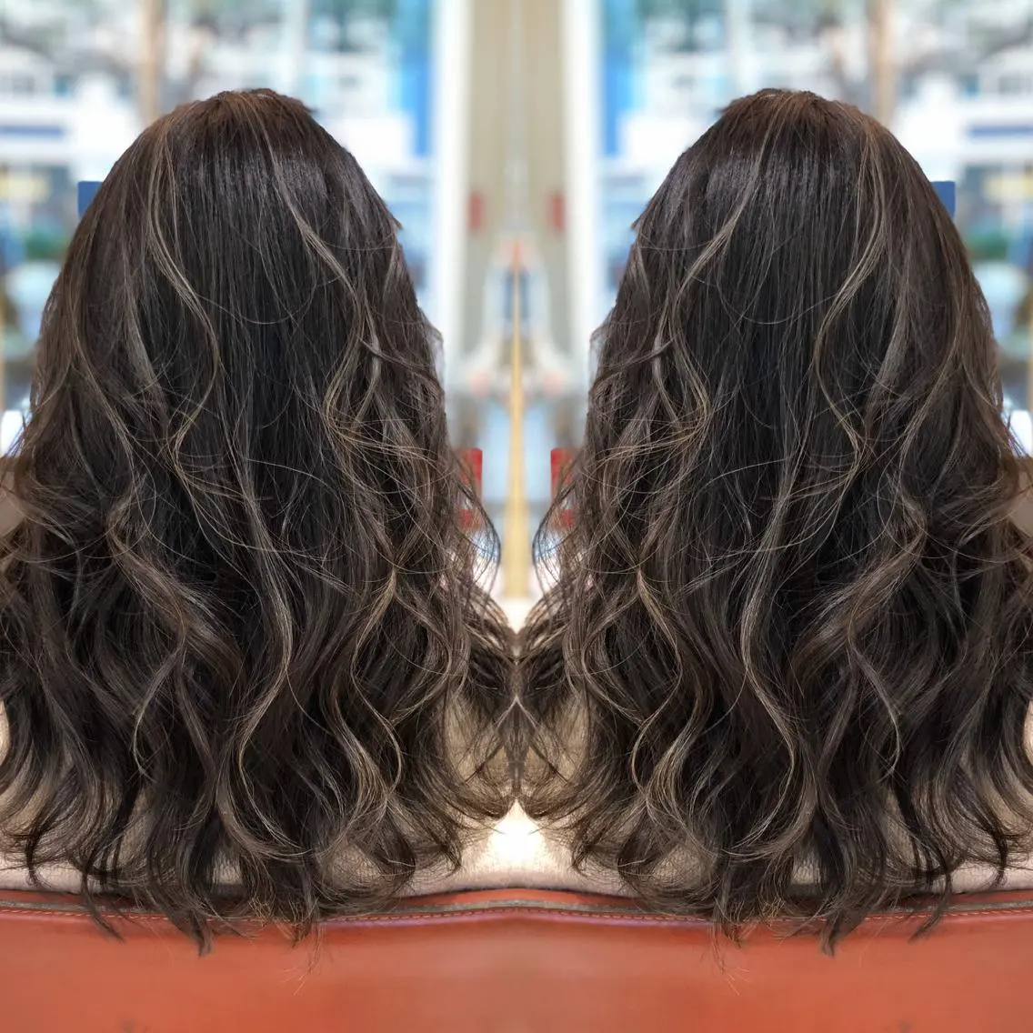 セミロング ヘアカラー Y Uのヘアスタイル