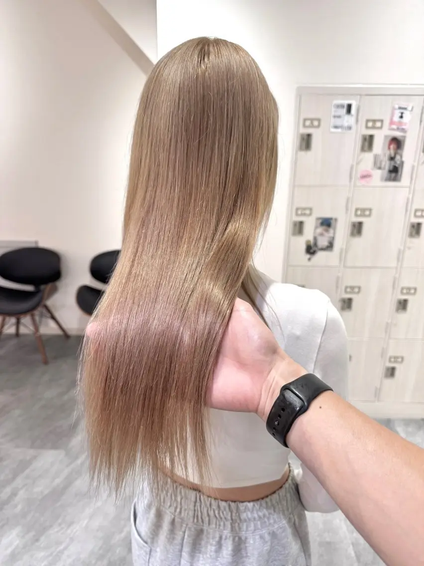 ロング カラー ヘアカラー トリートメント ツチイ リョウタのヘアスタイル