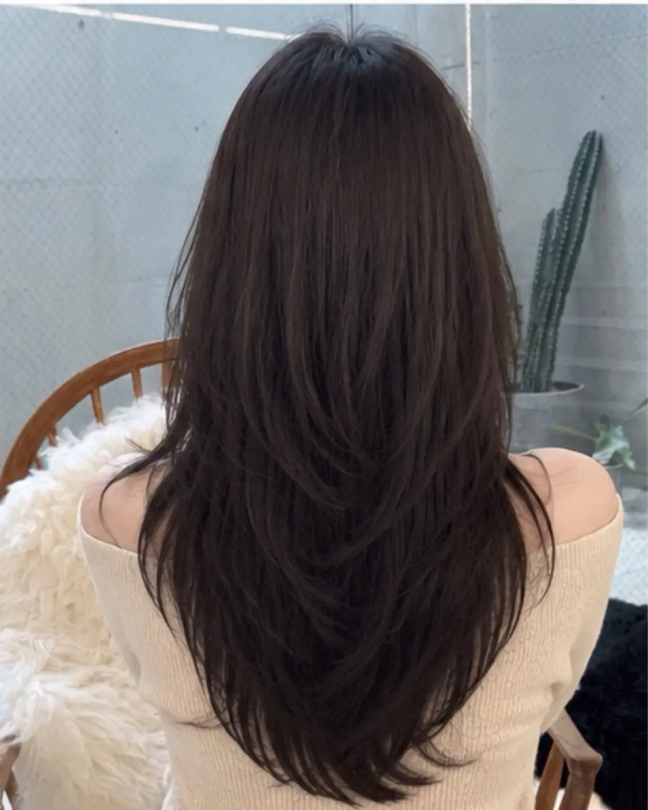 セミロング ハッシュカット 韓国風ヘア レイヤーカット トリートメント カット pia 薬院のヘアスタイル
