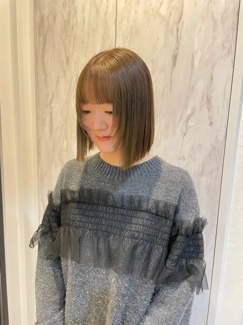 カット＋プレミアムカラー＋4stepトリートメント(ホームケア付きのトリートメントあり）の写真