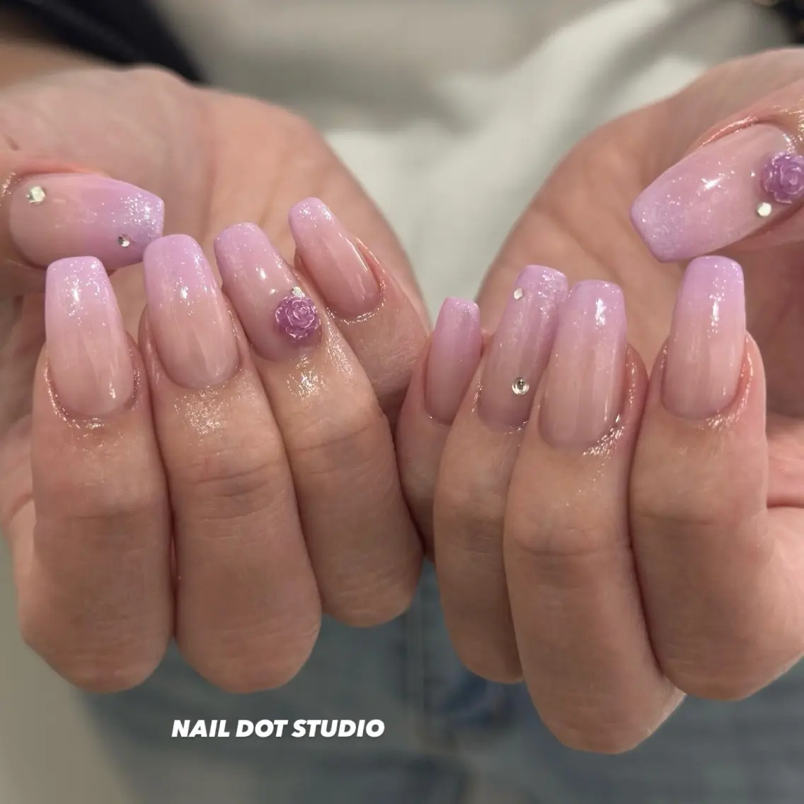 ネイル ハンドネイル NAILDOTSTU DIO SEINAのネイルデザイン