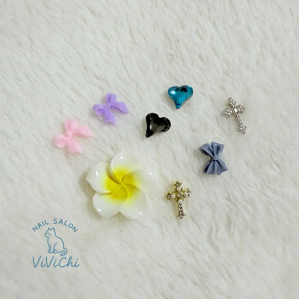 ネイル ViViChi 梨帆のネイルデザイン