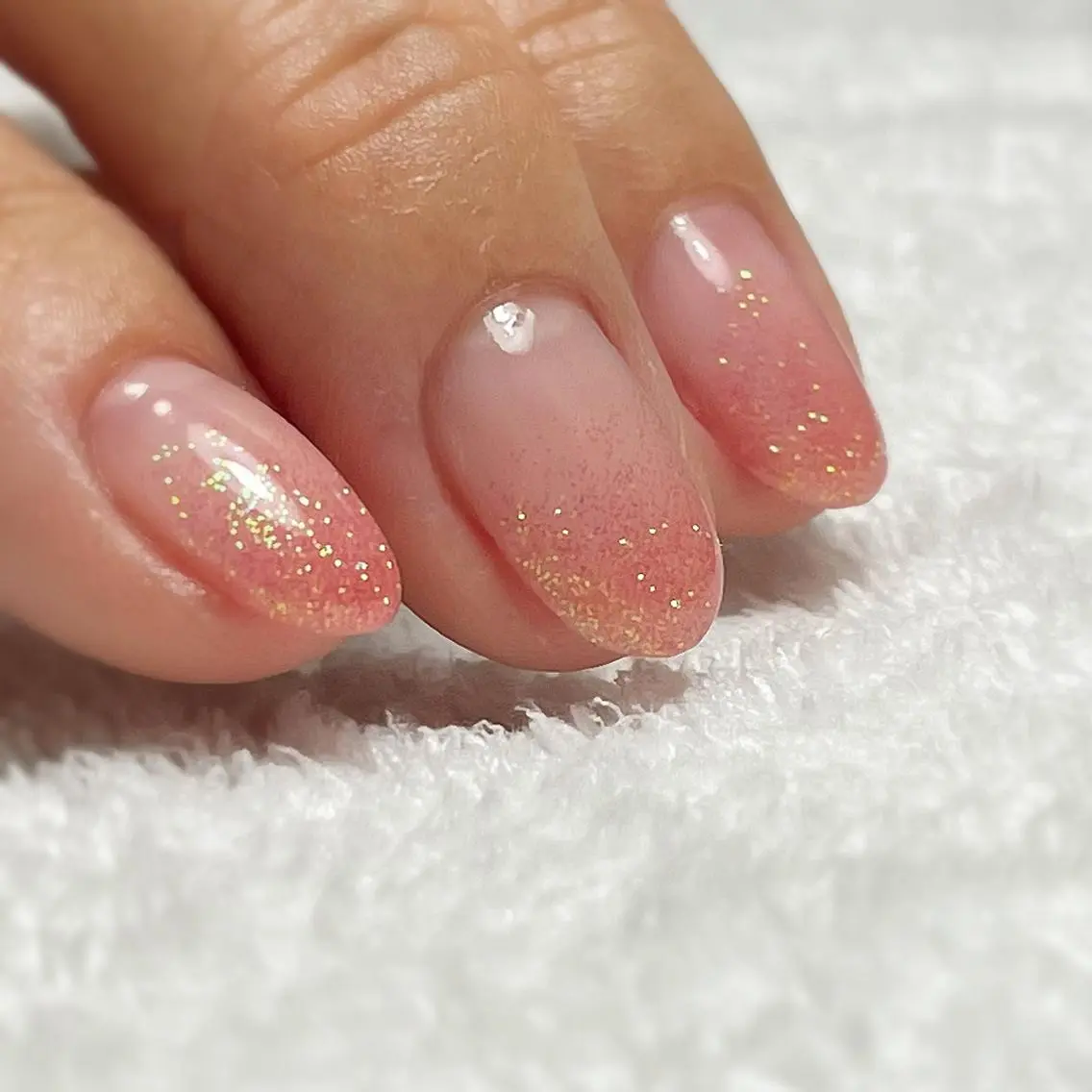 ネイル ジェルネイル ハンドネイル ハンドケア 越谷市ネイルサロン INAILアイネイルのネイルデザイン