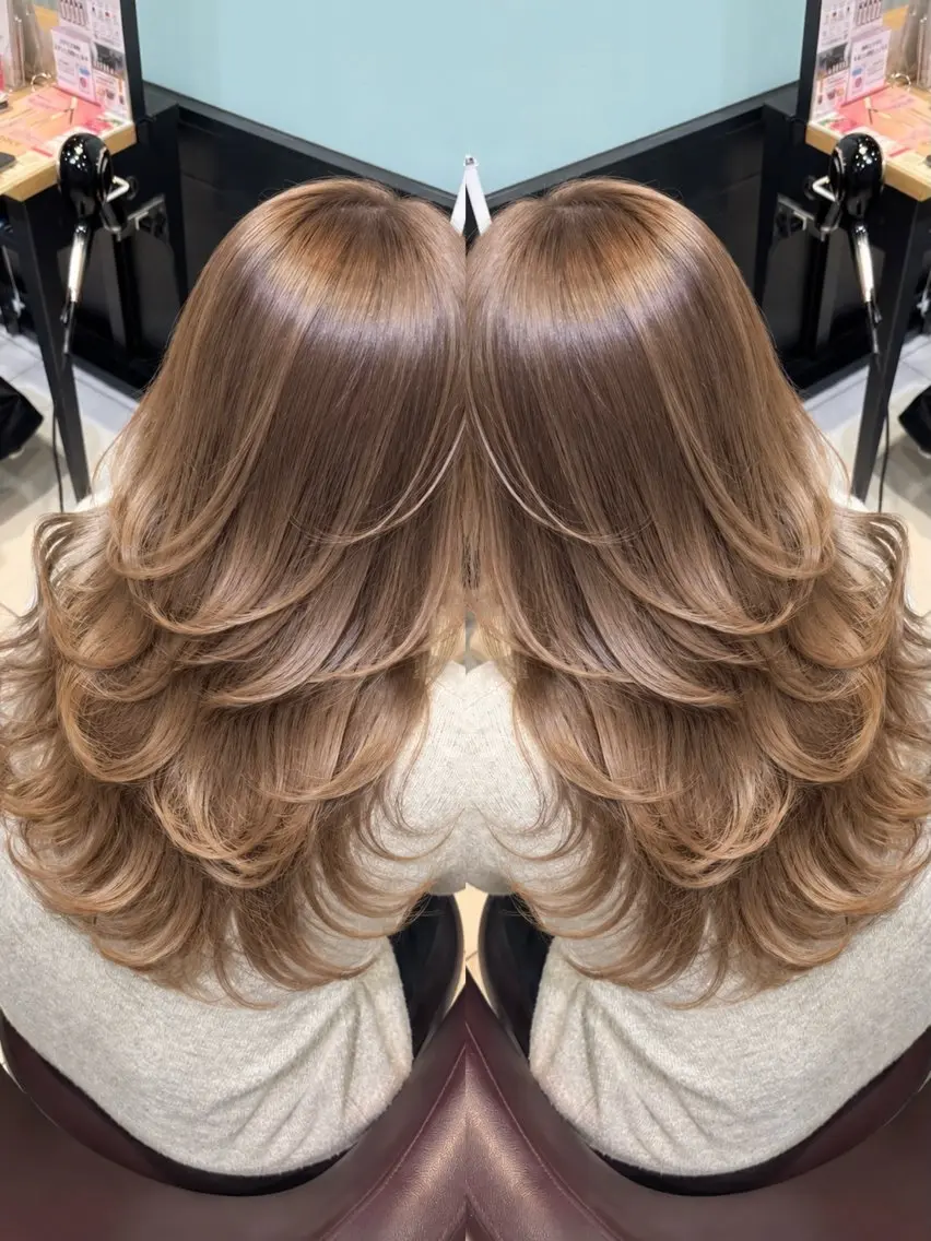 ロング カラー カット ヘアカラー トリートメント 🩵レイヤー✖︎ 髪質改善🩵リョウヤのヘアスタイル