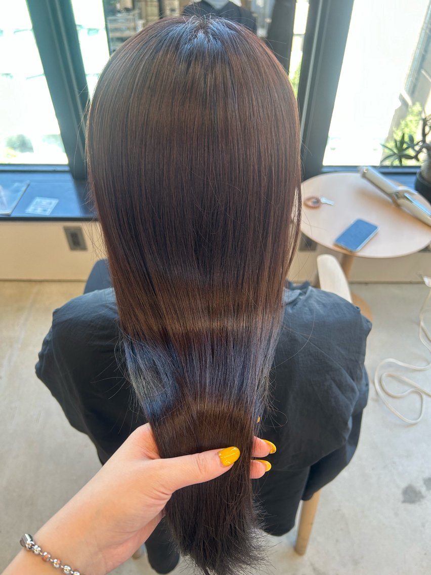 ロング カラー ヘアカラー トリートメント SiLO Yukinaのヘアスタイル