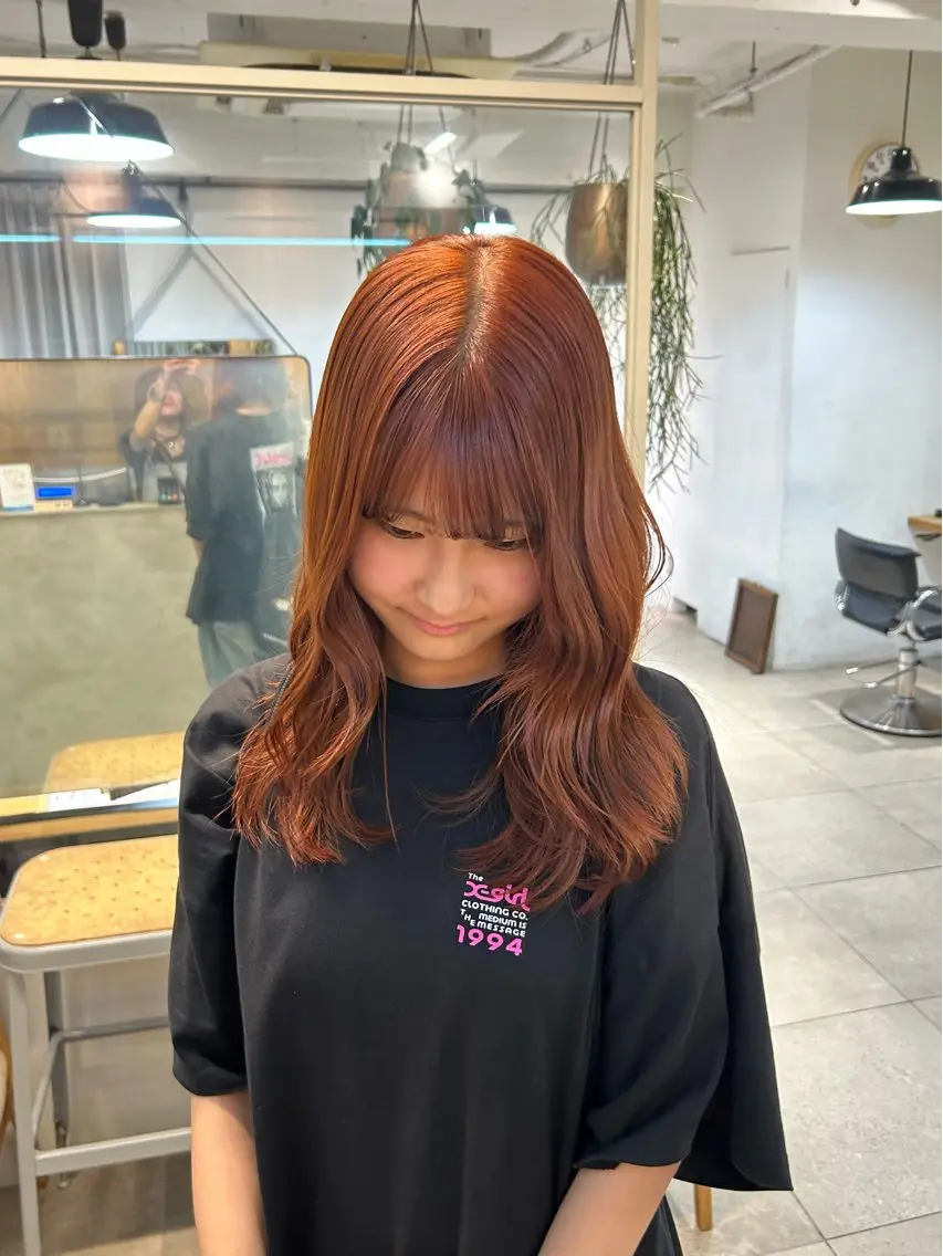 カラー ブリーチ lomalia moekaのヘアスタイル