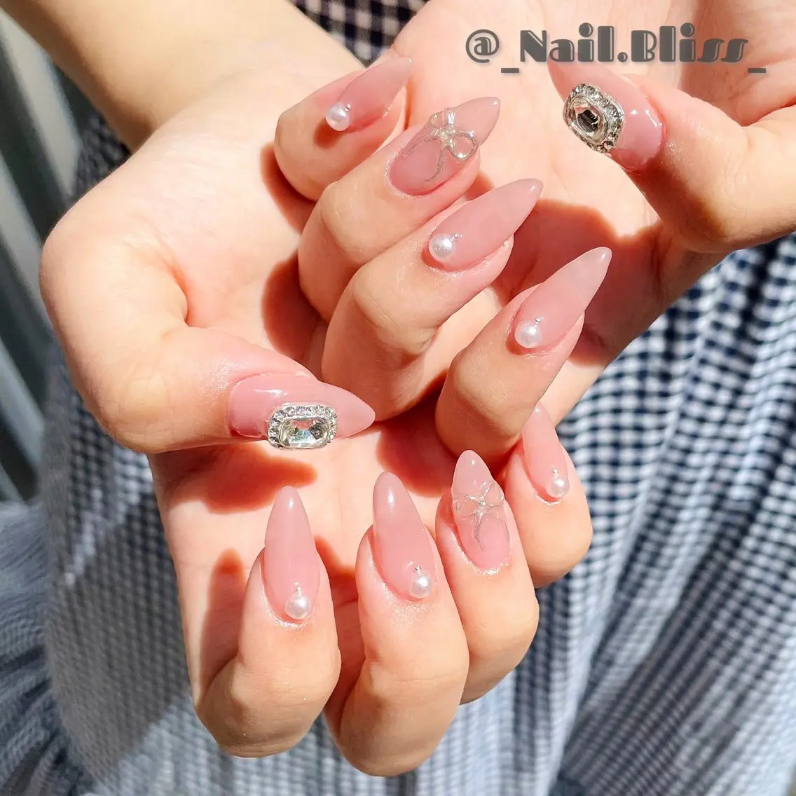 ネイル シンプルネイル ハンドネイル NAIL BLISSのネイルデザイン