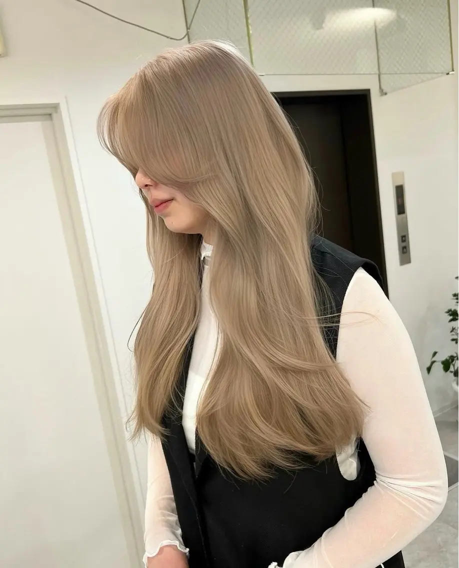 ロング カラー ヘアカラー 𝐑𝐀𝐈𝐇𝐀 /カラーモデル🤍のヘアスタイル