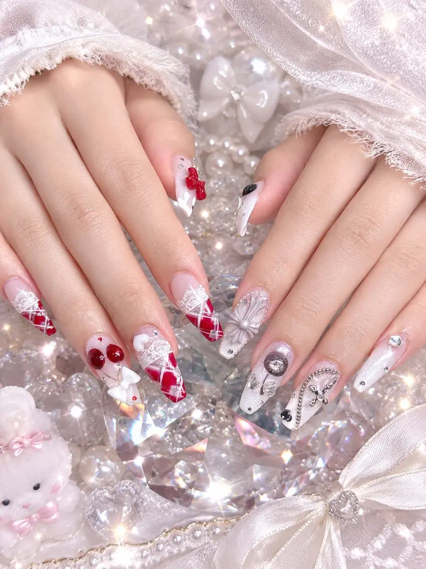 ネイル アートネイル オーロラネイル チークネイル 長さ出し フットネイル ハンドネイル 銀河_ Chan nailsのネイルデザイン