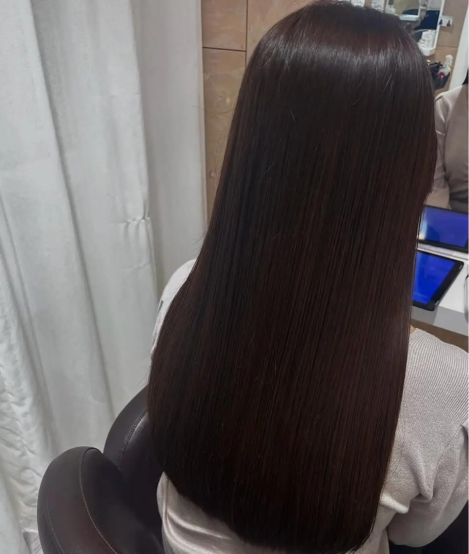 カラー 長沼 愛莉のヘアスタイル