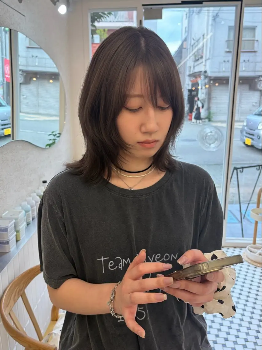 セミロング カット ヘアカラー まろやかベージュ🤎 艶カラー🔔リンのヘアスタイル