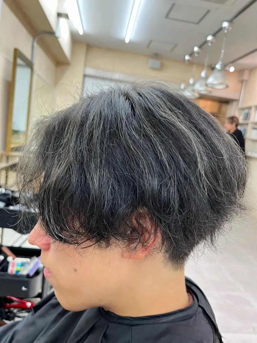ショート ハイライト ハイトーン/メンズ パーマ👾ますのヘアスタイル