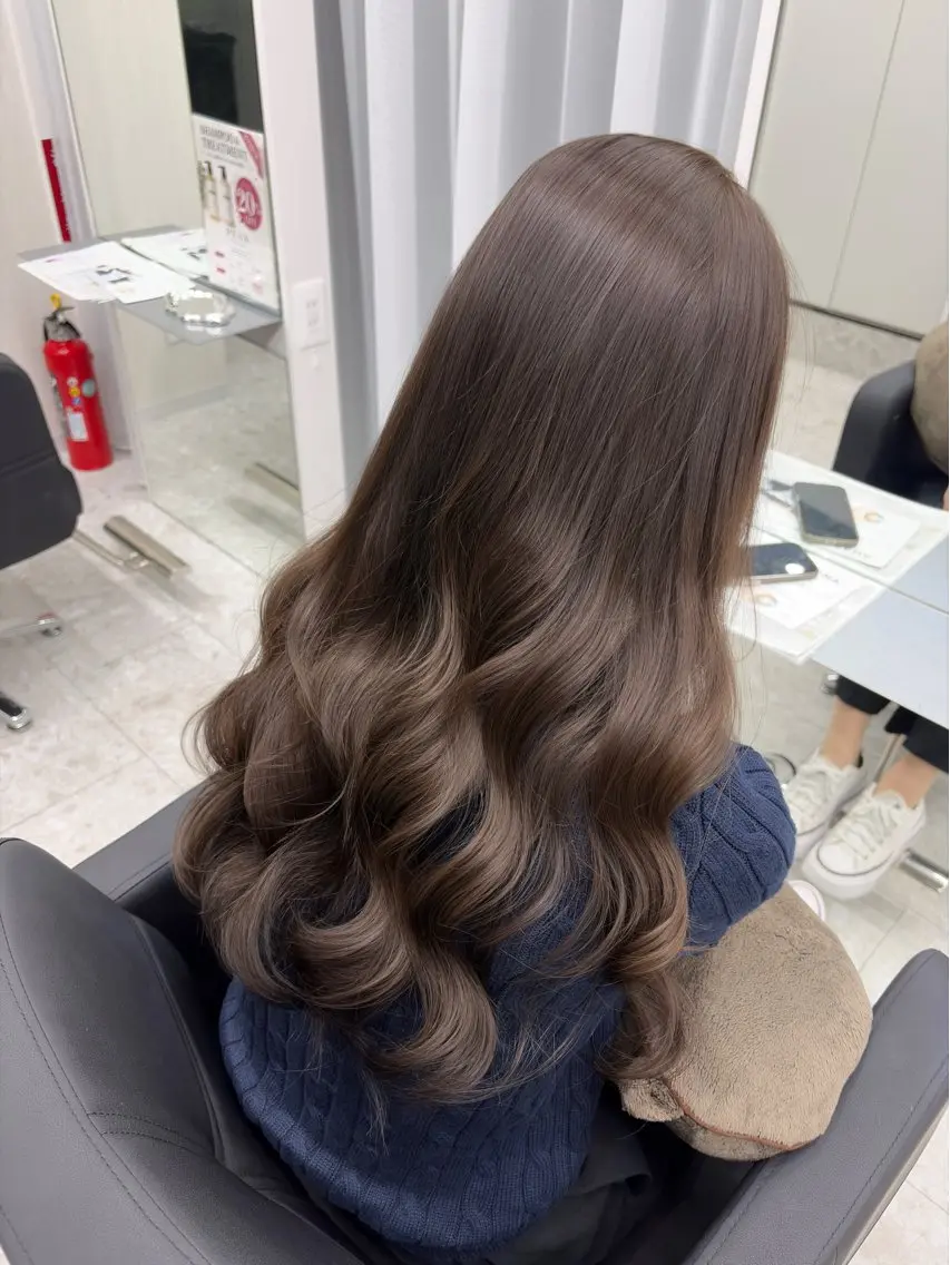 カラー ありさ/ モデル募集中🎀のヘアスタイル