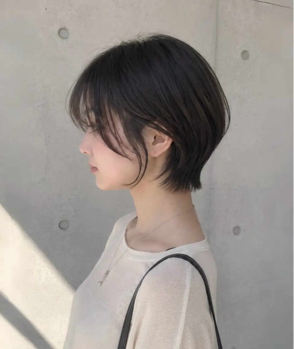 ショート ショートボブ ハンサムショート ボブ 韓国風ヘア ショートヘア 《期間限定無料》 くびれショート 日向のヘアスタイル