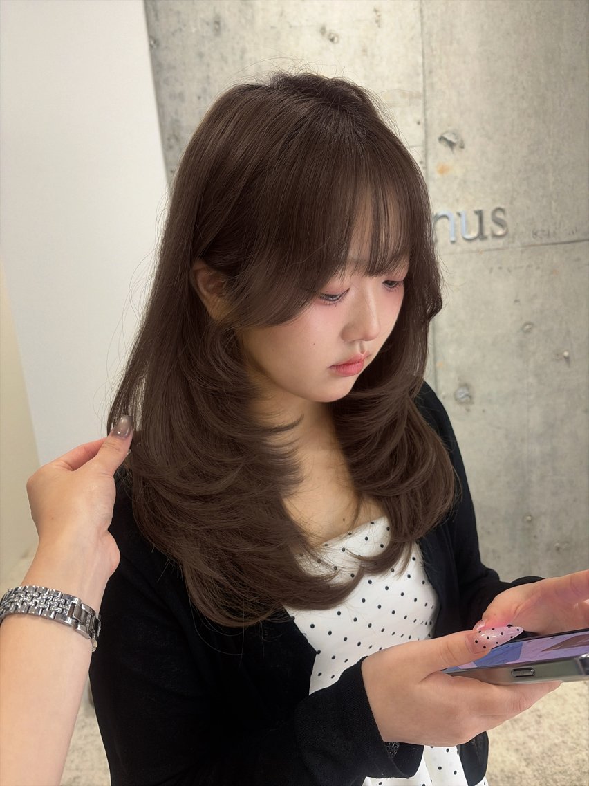 ロング カラー カット ヘアカラー りおん レイヤー/ベージュのヘアスタイル
