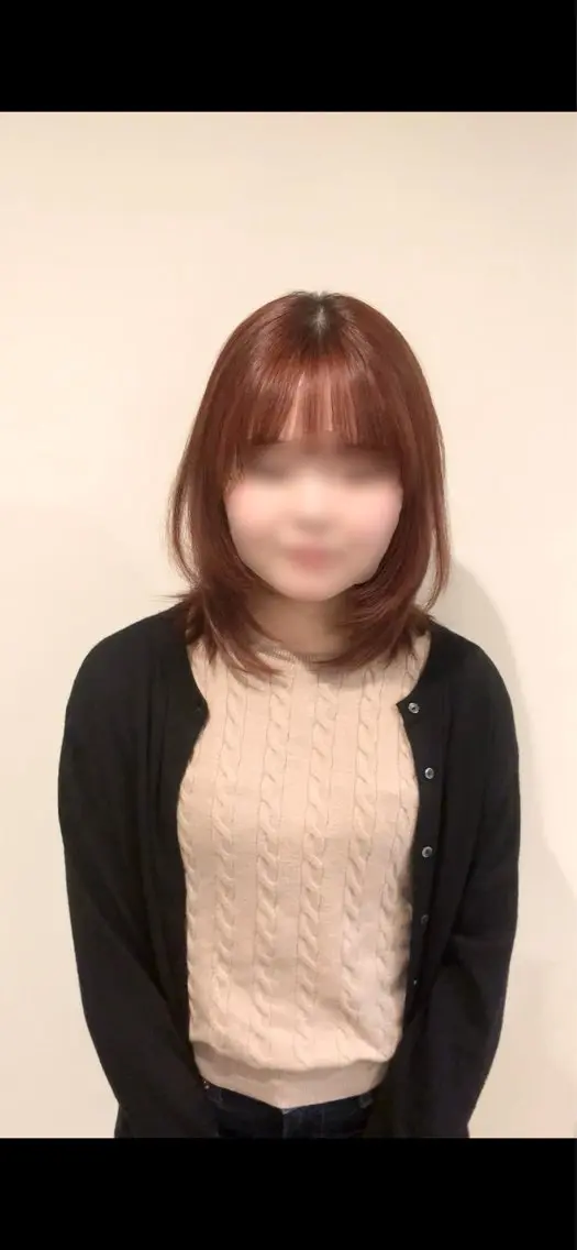ミディアム レイヤーカット 伊藤 鳳雅のヘアスタイル