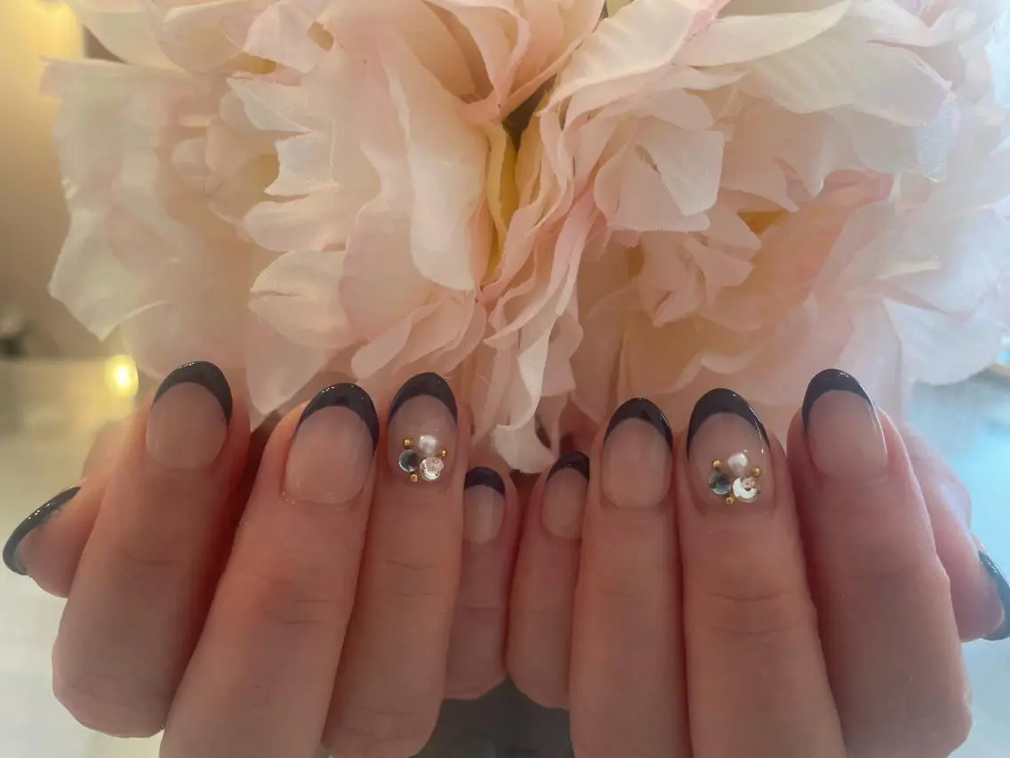 ネイル ♡ビジュール♡ NAIL &まつ毛のマツエク・マツパデザイン