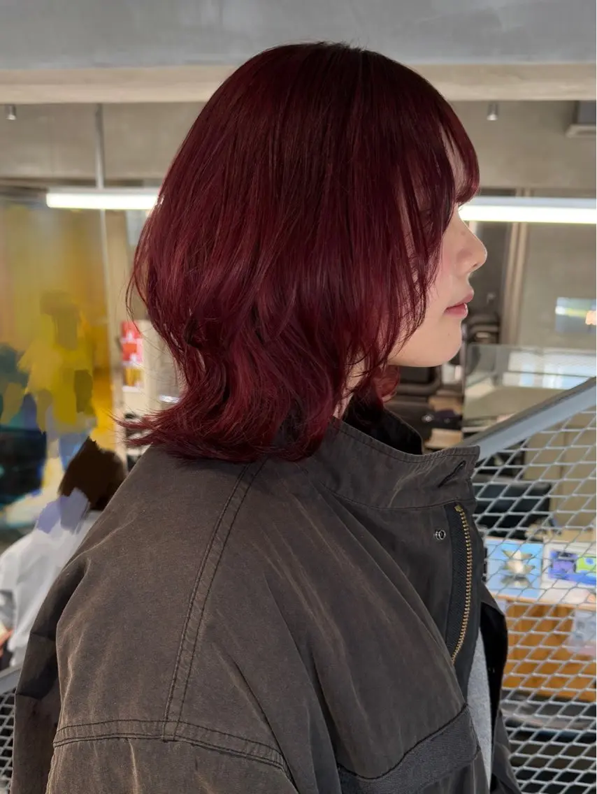 ミディアム カラー レッドカラー ヘアカラー 🎀暖色カラー🎀 おかだみほのヘアスタイル
