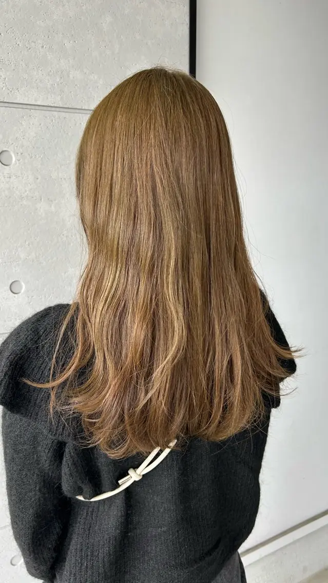 ロング カット ヘアカラー トリートメント 盛本 彩乃のヘアスタイル