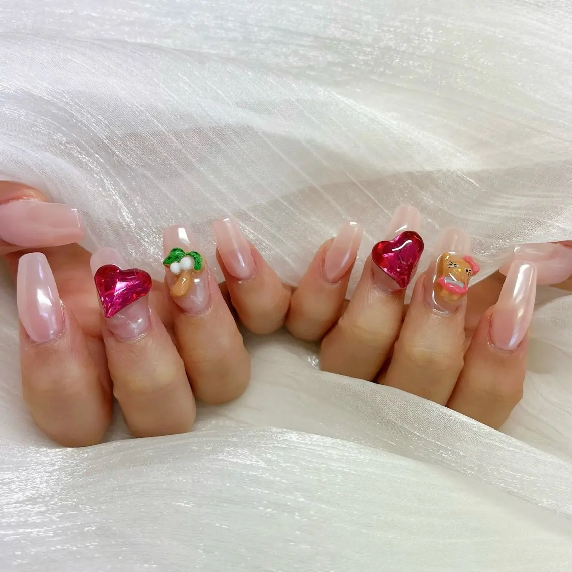 ネイル 持ち込み ハンドネイル mellowa 【メロワ】のネイルデザイン