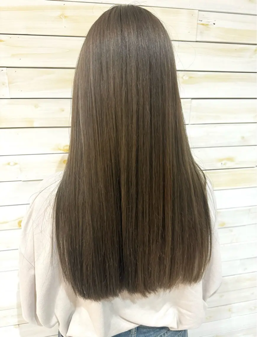 ロング カット 暖色カラー/レイヤー みゆのヘアスタイル