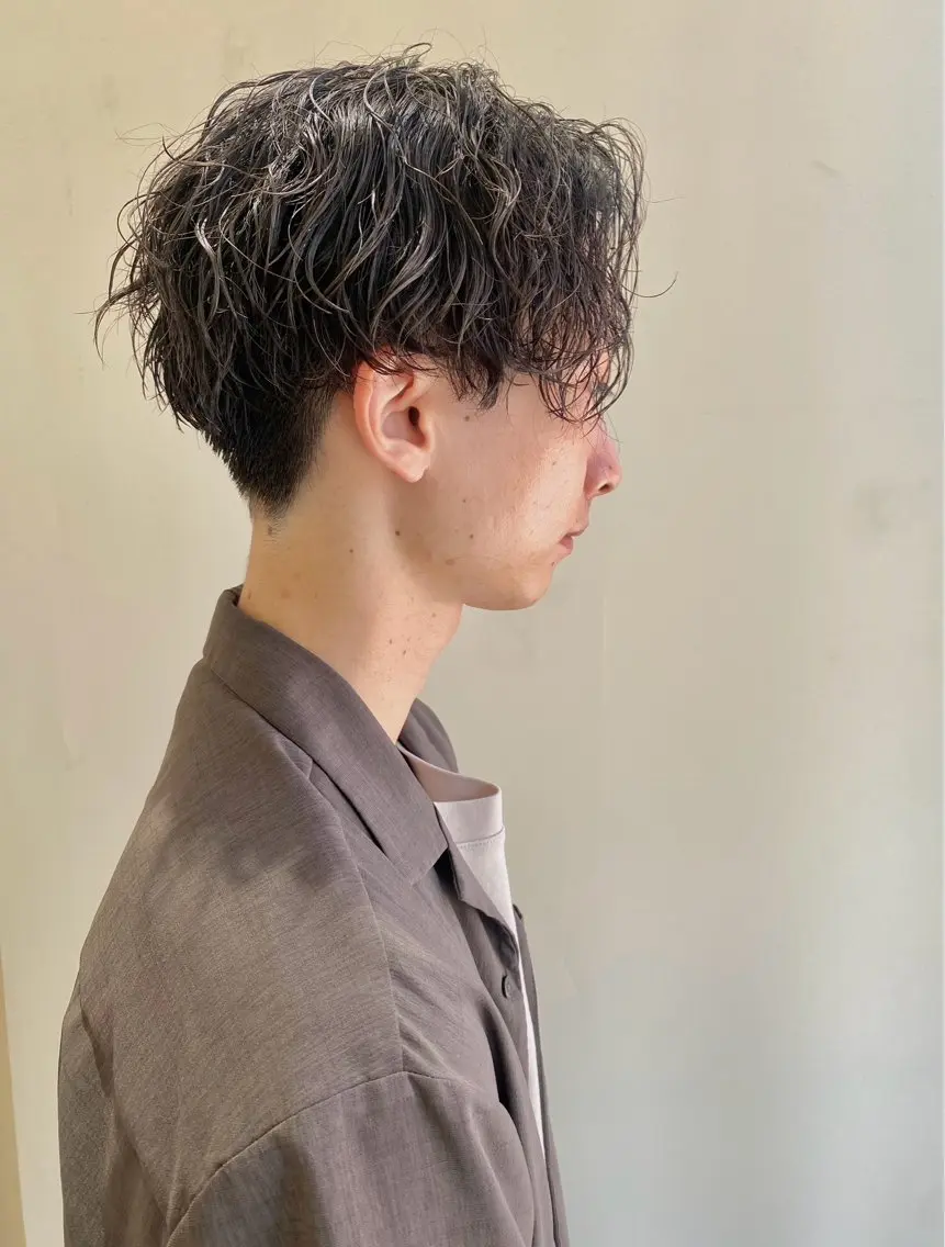 メンズ メンズパーマ カット パーマ ニシカワ ユズミのヘアスタイル