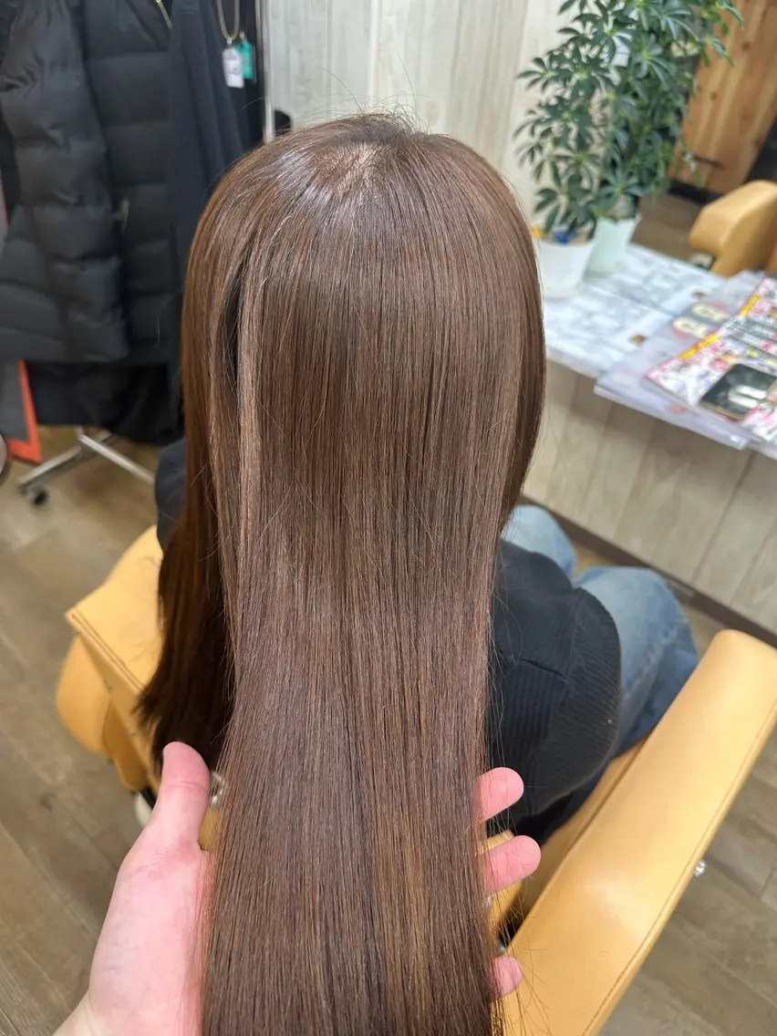 ロング カット ヘアカラー 坂脇 飛鳥のヘアスタイル