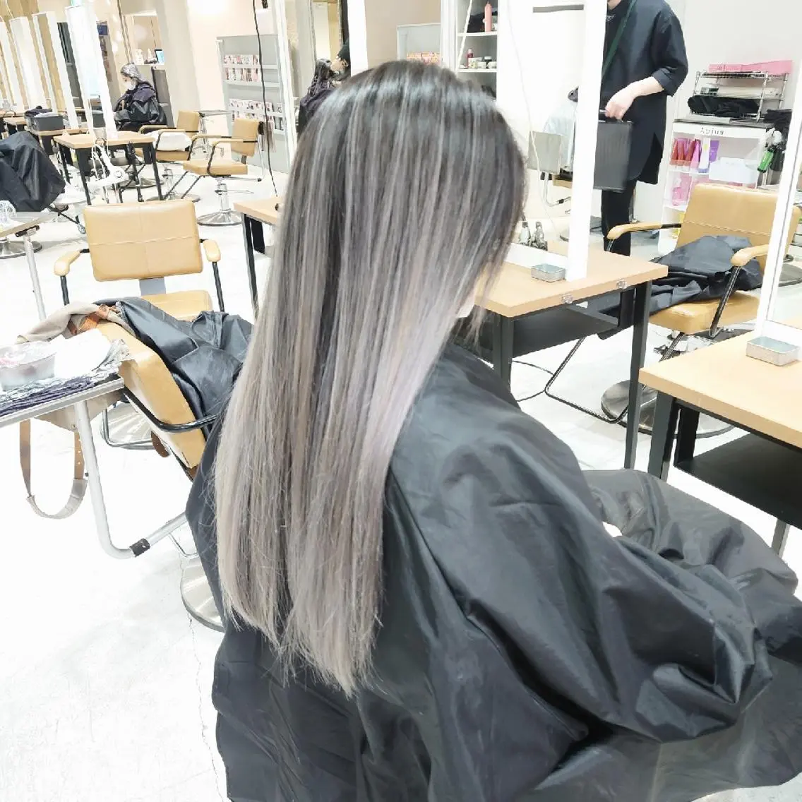 ロング カラー ヘアカラー トリートメント 艶髪✨ブリーチ職人 yasuのヘアスタイル
