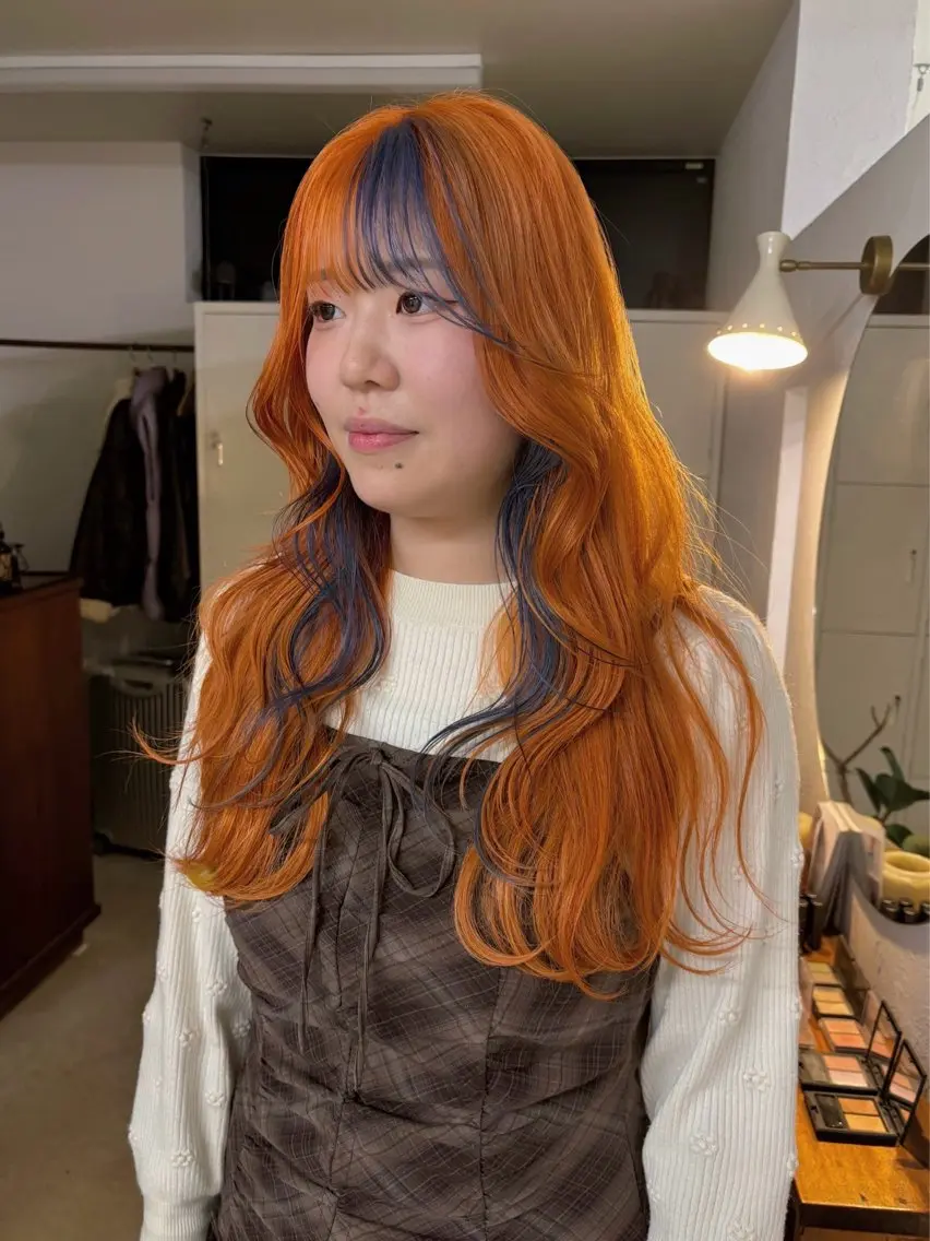 ロング カラー ブルーカラー デザインカラー オレンジ ヘアカラー トリートメント ニイ/栄/ ボブカットモデル募集のヘアスタイル