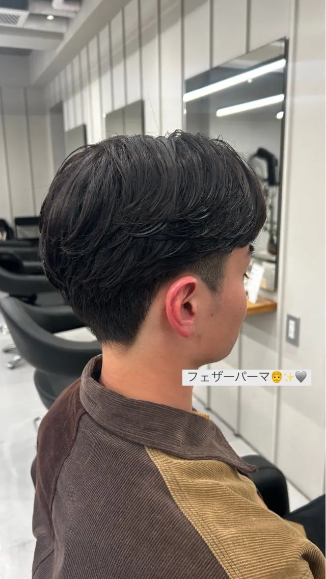 ショート パーマ メンズ フェザーパーマ メンズパーマ 🤎💇🏻‍♀️✨ /万尋　マヒロのヘアスタイル