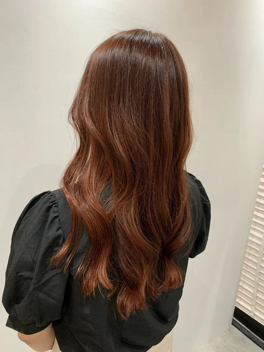 ロング ピンクブラウン ヘアカラー LITTLE _KATOのヘアスタイル