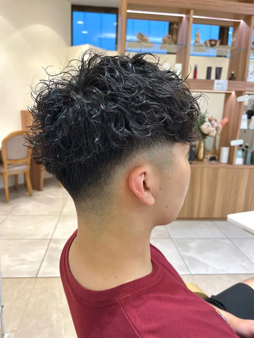 ショート パーマ メンズ 小林 優太　メンズパーマ✨のヘアスタイル