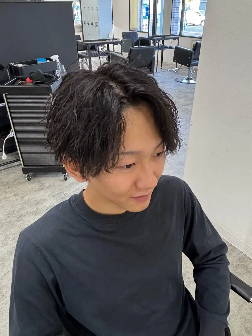 パーマ メンズ 西嶋 大凱のヘアスタイル
