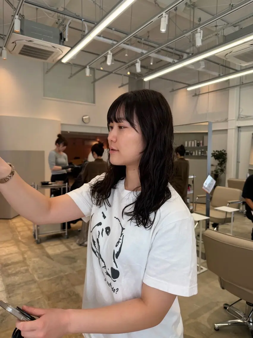 セミロング カラー パーマ アッシュ アッシュグレー アッシュグレージュ 透明感カラー グレージュ カット ヘアカラー トリートメント ENIF 大島 芽生のヘアスタイル
