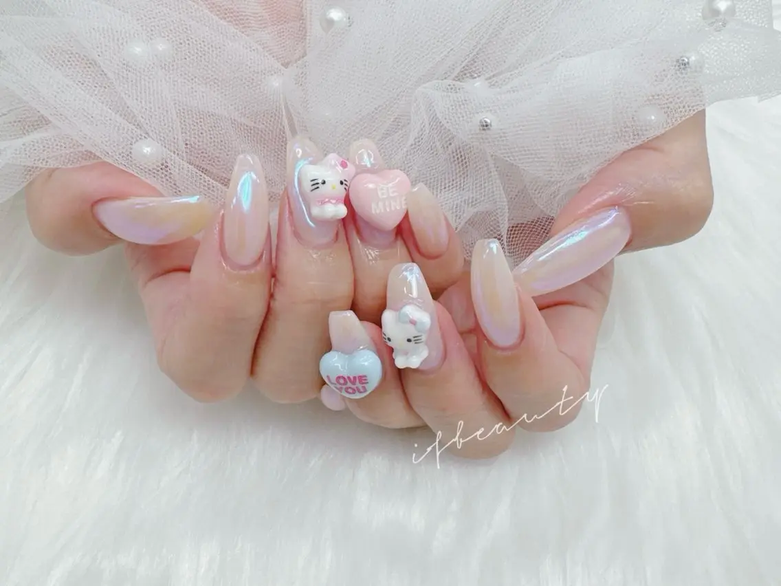 ネイル アートネイル グラデーション 氷ネイル・うるうるネイル キラキラネイル 韓国ネイル ハンドネイル 💓mi.o Nail上野店のネイルデザイン