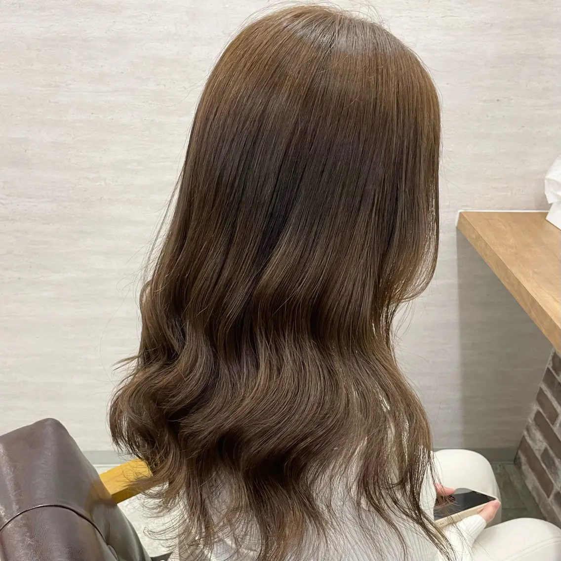 カラー ベージュカラー オリーブベージュ 透明感カラー/艶髪/ ハイトーン/栄/谷崎のヘアスタイル