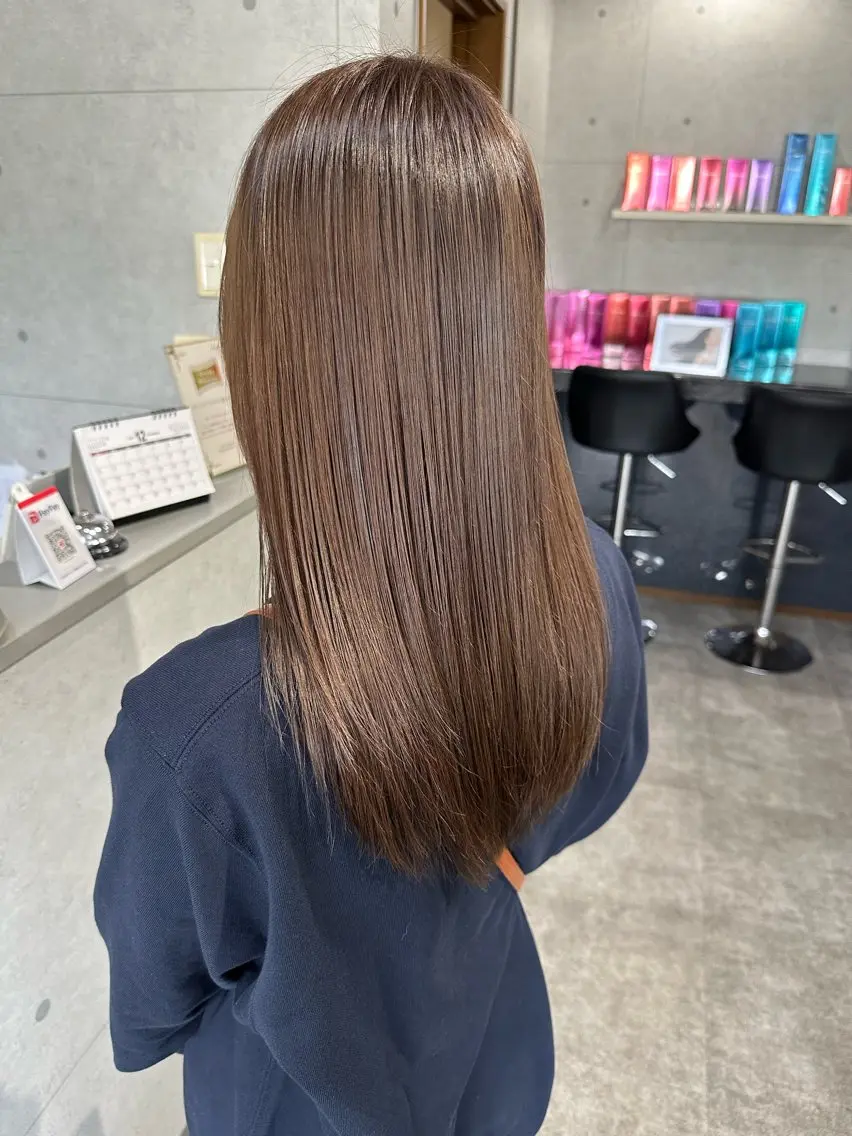 セミロング ショートボブ ボブ ハイライト 髪質改善 レイヤーカット トリートメント REVE 美容室のヘアスタイル