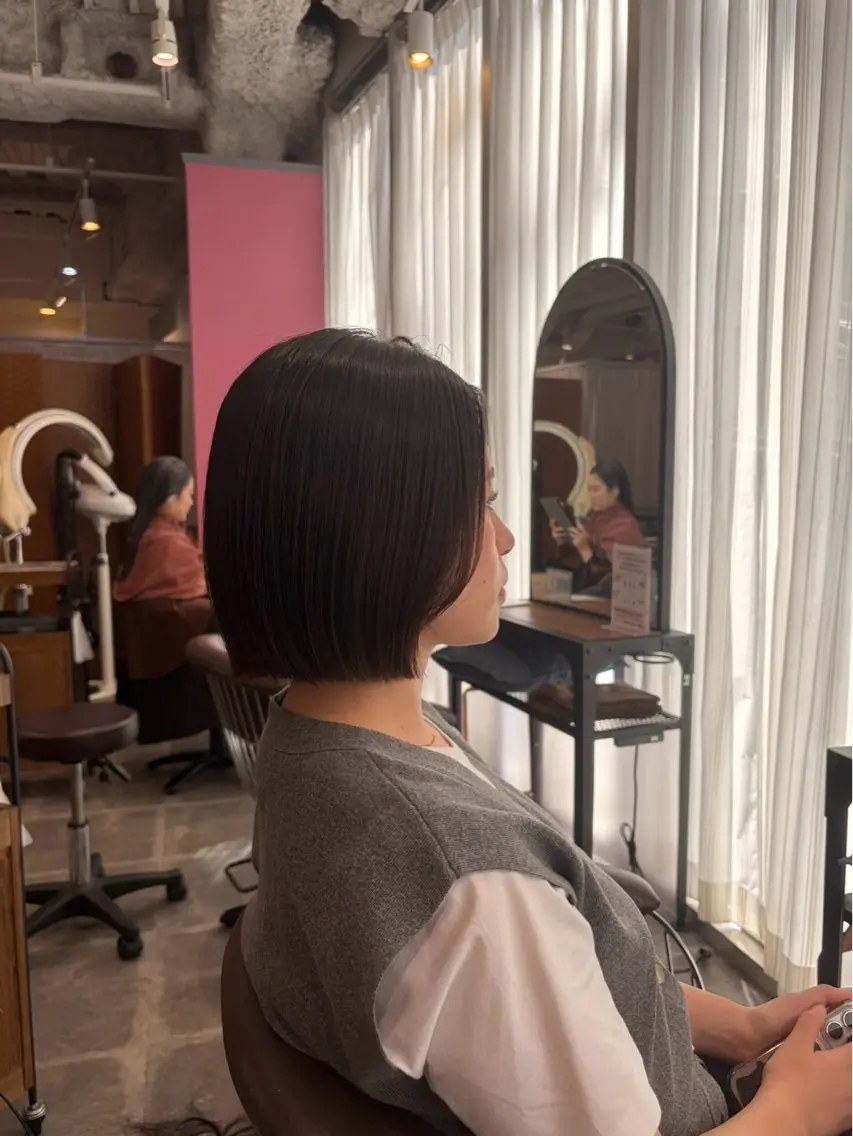 labless MOEのヘアスタイル