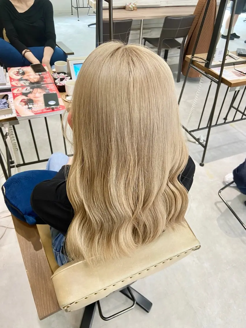 セミロング カラー ヘアカラー ブリーチなしwカラー /艶カラー/oukaのヘアスタイル