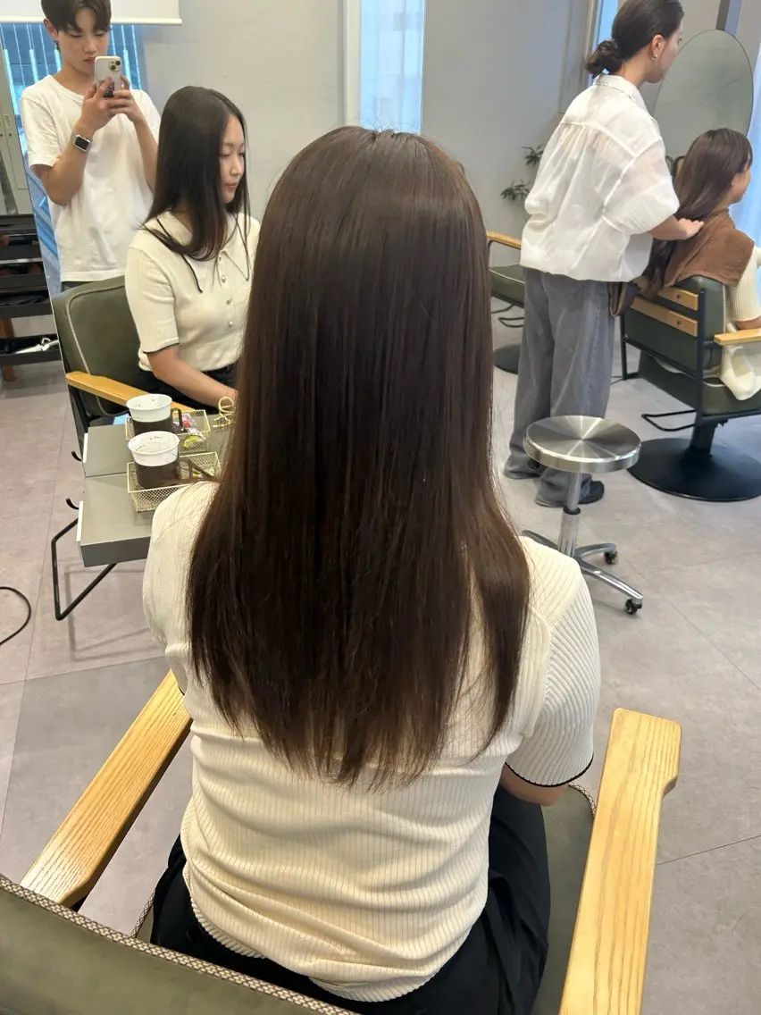 ロング カラー ベージュカラー ブリーチ ブリーチなしカラー 学生 トリートメント 仙台/ベージュ／ 艶カラー／三宅空翔のヘアスタイル