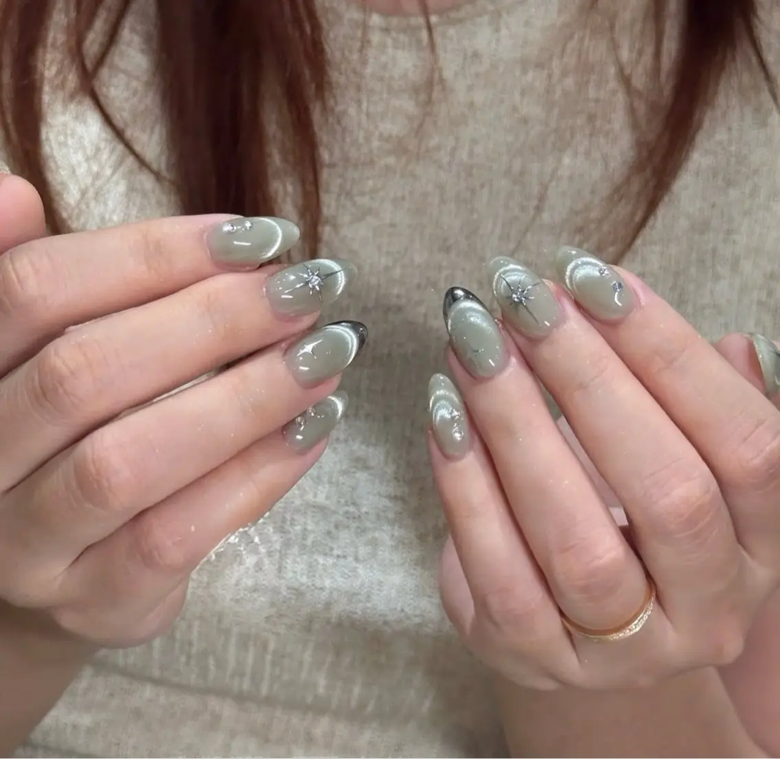 ネイル ガーリー キラキラネイル 韓国ネイル ロングネイル シンプルネイル ハンドネイル Genie Mika Nailsのネイルデザイン