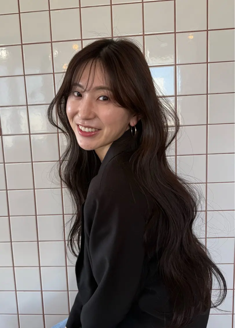 ロング カラー カット ヘアカラー トリートメント TRENCH 相澤 果歩のヘアスタイル