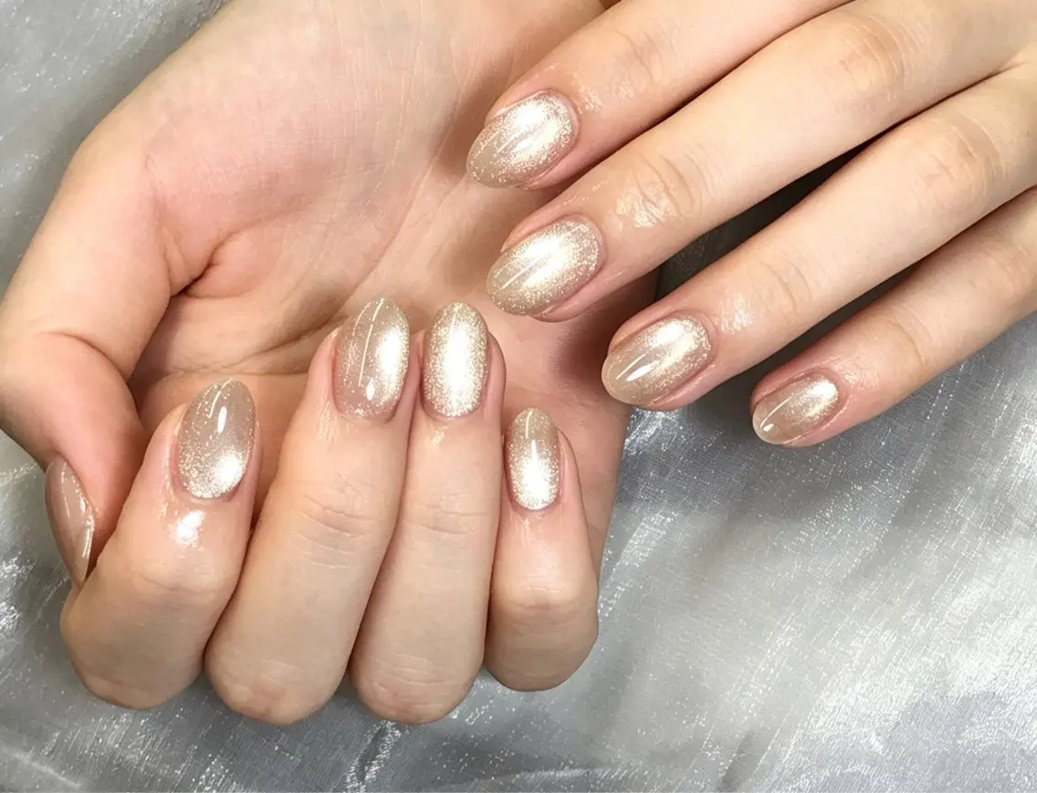 ネイル ハンドネイル Glow Minamiのネイルデザイン
