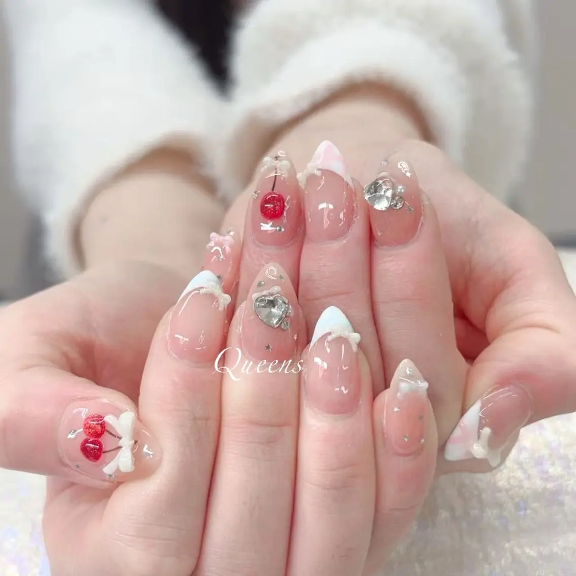 ネイル ハンドネイル Queens みなみのネイルデザイン