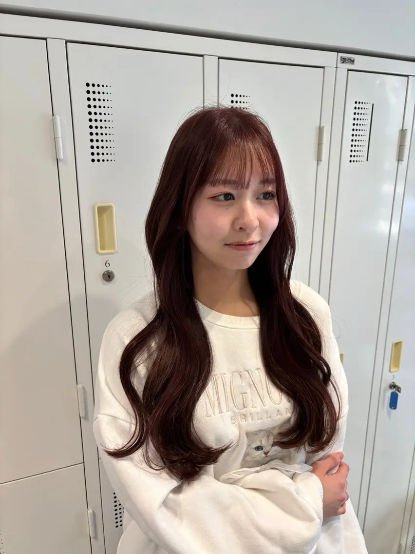 カラー ブラウンカラー ピンクカラー カット ヘアカラー トリートメント 縮毛矯正／レイヤー／ 髪質改善／海月のヘアスタイル