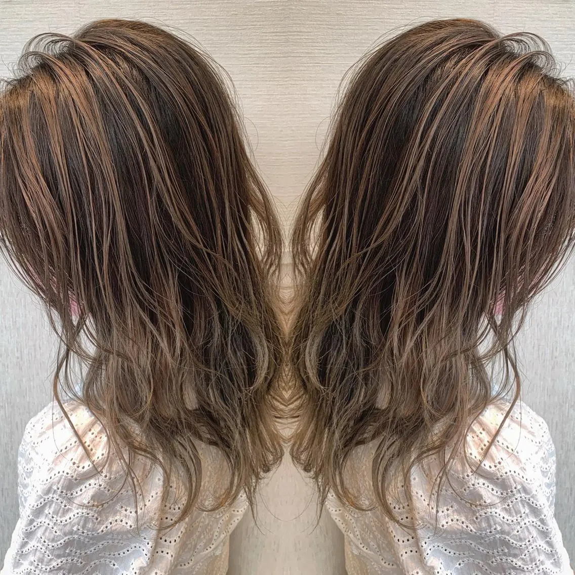 セミロング レイヤーカット 白髪ぼかしハイライト 茗荷谷駅徒歩2分のヘアスタイル