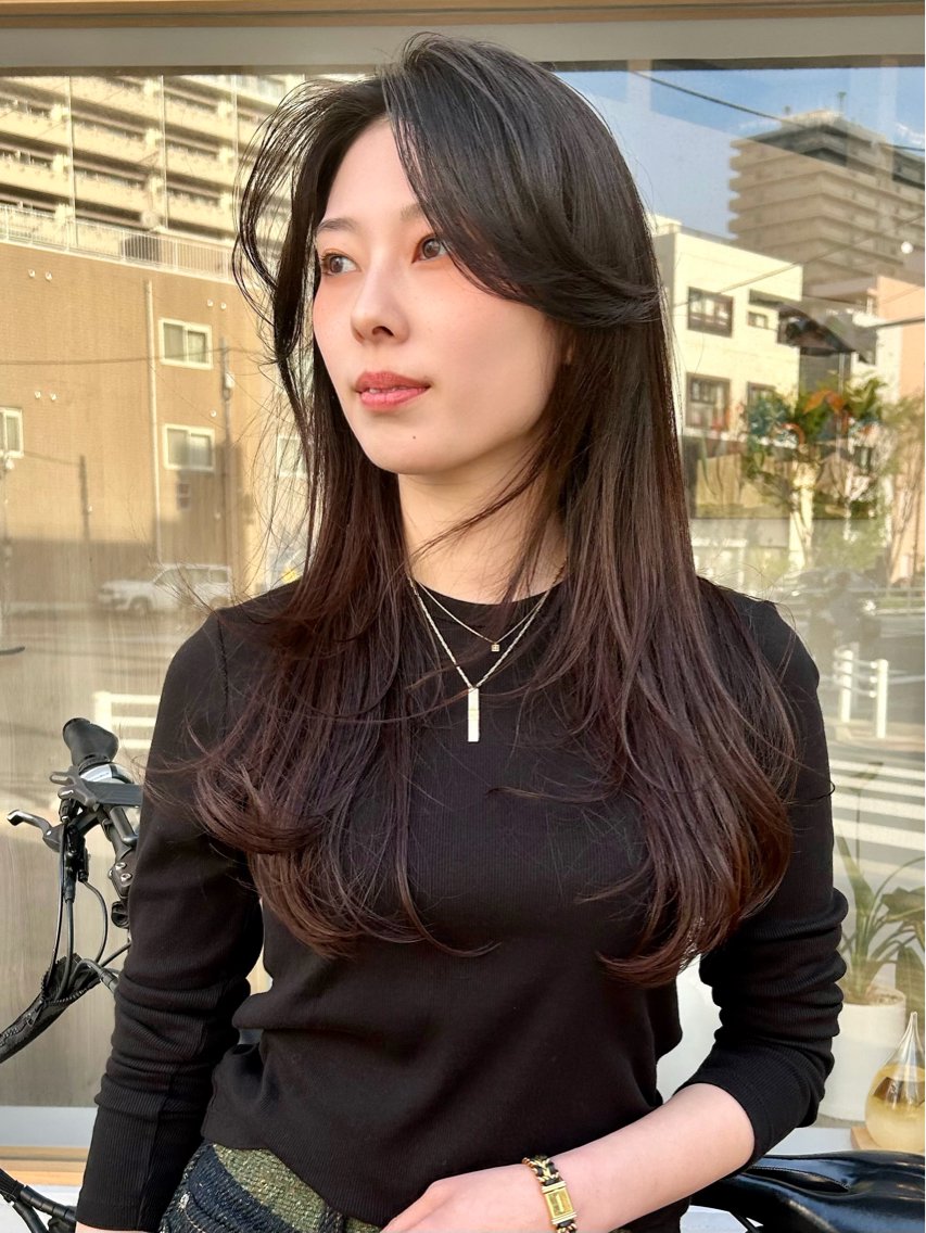ロング 朝賀 健人のヘアスタイル