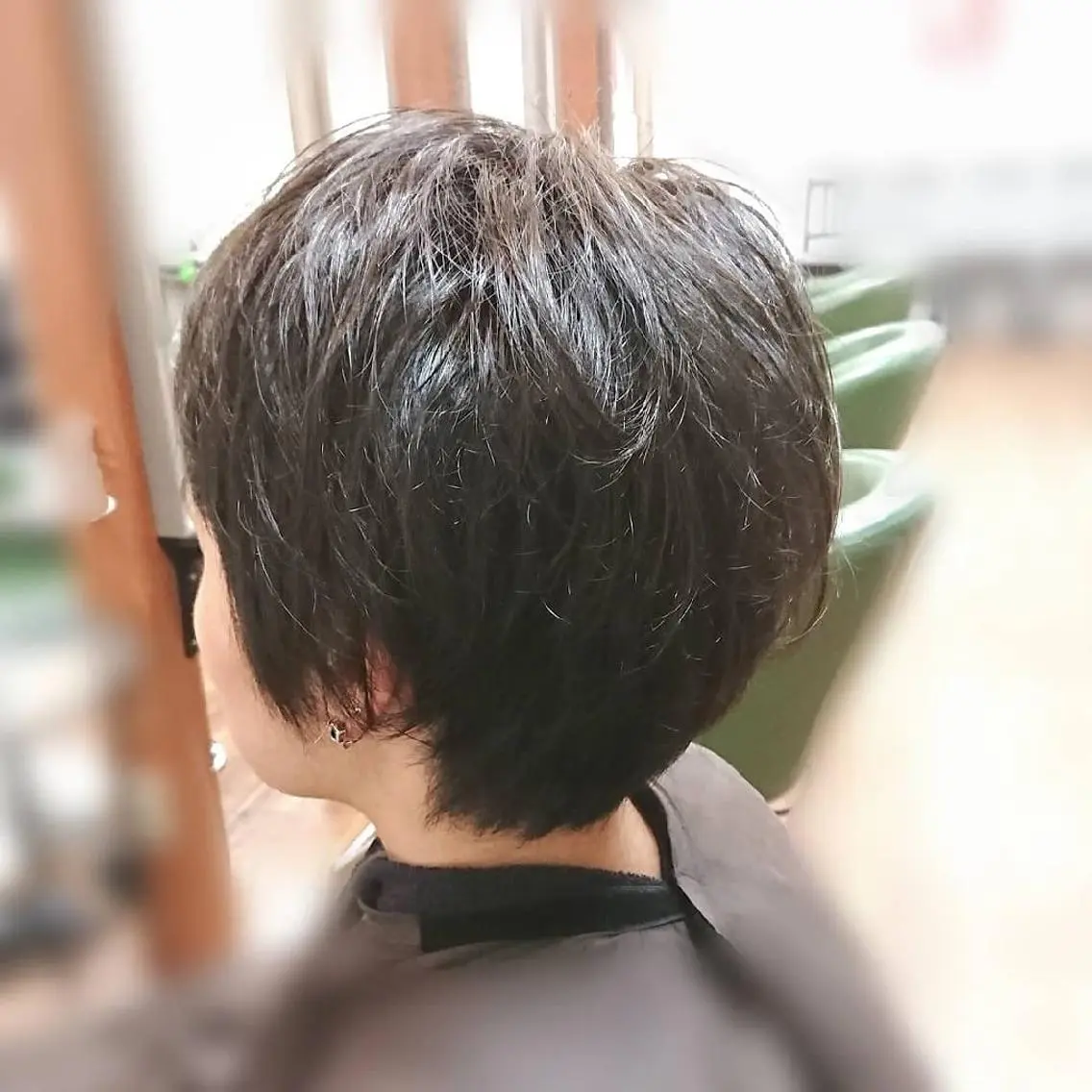 ショート アッシュ カット ヘアカラー トリートメント 渡辺 康行のヘアスタイル