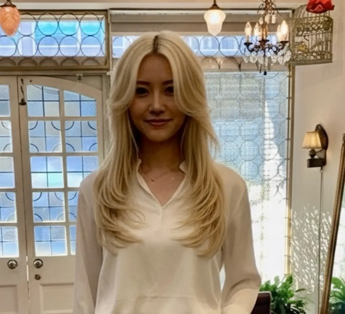 ロング レイヤーカット 佐藤 俊夫のヘアスタイル